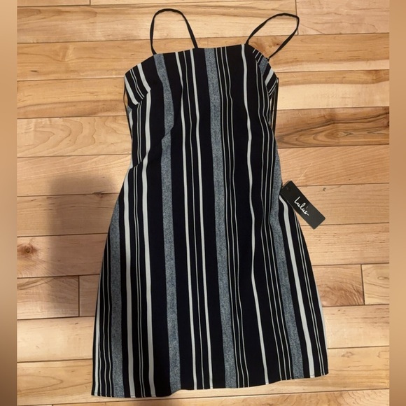 LULU’S STRIPE RIGHT NAVY BLUE AND WHITE STRIPED TIE-BACK MINI DRESS - Picture 4 of 6